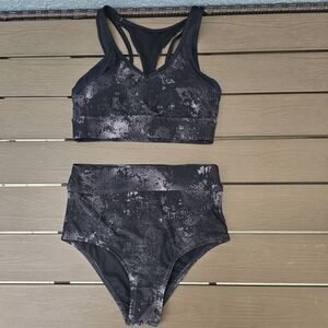 TYR Womens Grey/Black Camo Racerback Top & High Waisted Bikini Sz S NEW Sample